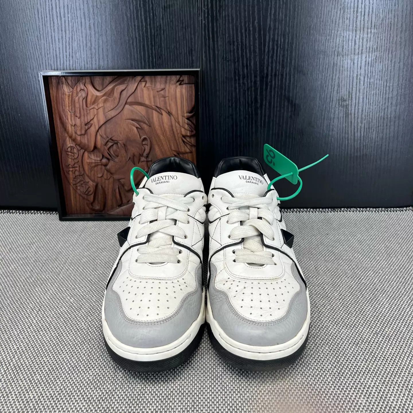 Valentino Valentino One Stud Black & White 40 Size US 7 / EU 40 - 7 Thumbnail