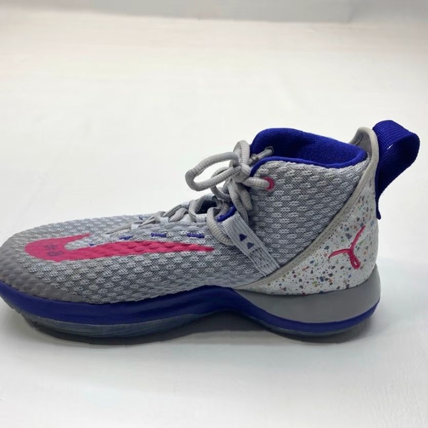 Nike VINTAGE Nike Zoom Rize TB Promo Kay Yow CW1880-001 Mens 8.5 Breast Cancer Awareness 1547 Size US 9 / EU 42 - 7 Thumbnail