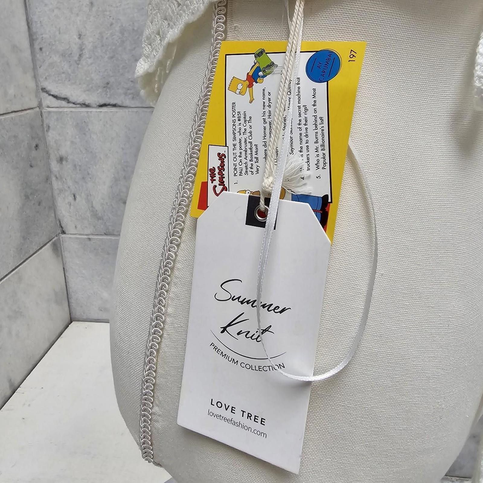 Designer Lovetree Design Women's White Crochet Halter Top Size L / US 10 / IT 46 - 6 Thumbnail
