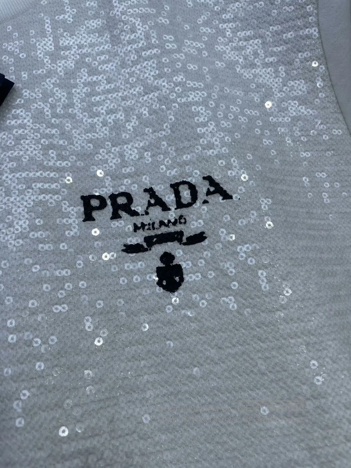 Prada Prada Sequin Patchwork Short Sleeve T. Size XS / US 0-2 / IT 36-38 - 2 Thumbnail