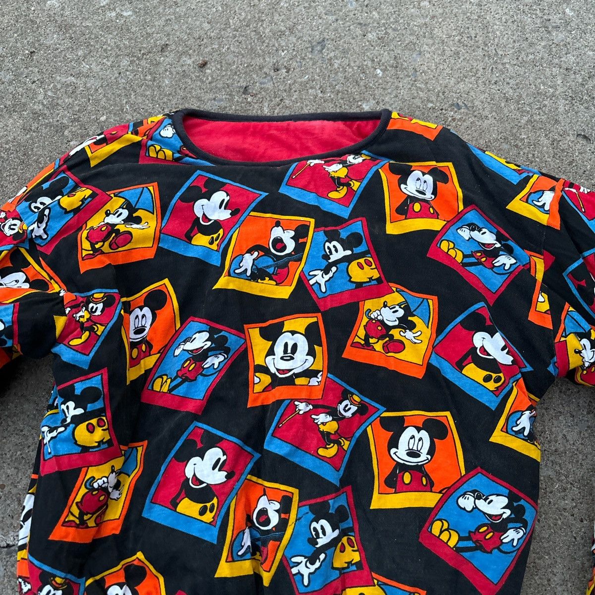 Disney × Mickey & Co. × Vintage Vintage 90s Mickey reversible puffy sweatshirt Size US S / EU 44-46 / 1 - 4 Thumbnail