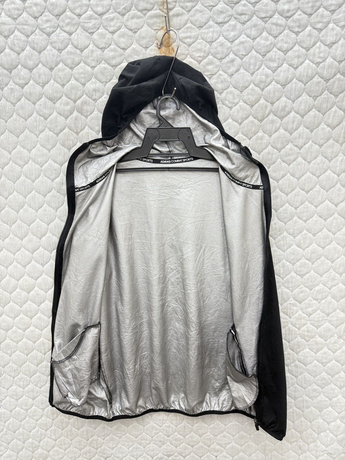Adidas 🔥🔥🔥ARCHIVE ADIDAS COMBAT SPORTS JACKET Size US S / EU 44-46 / 1 - 5 Thumbnail
