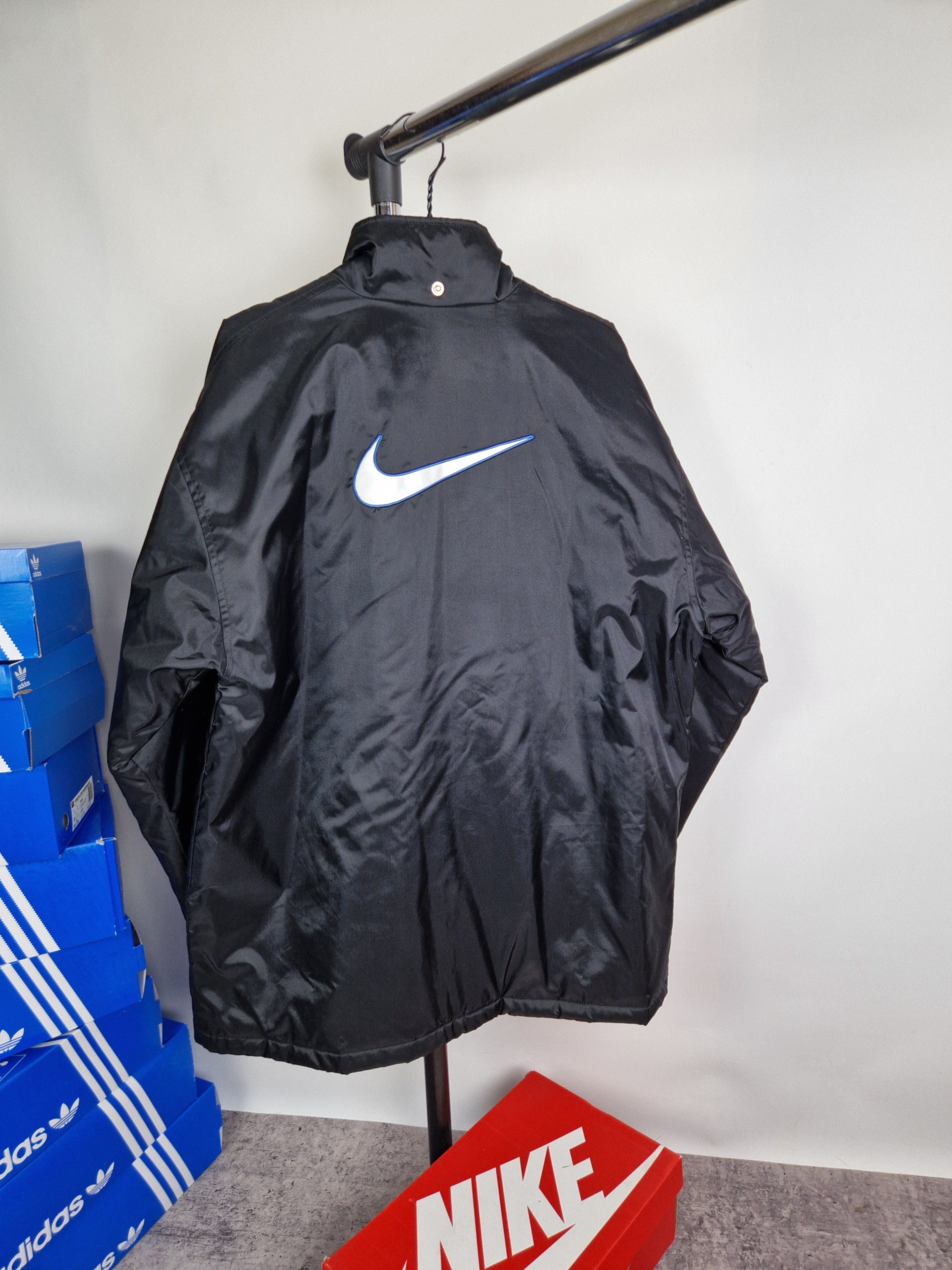 Nike Nike vintage parkas jacket big logo nylon Size US M / EU 48-50 / 2 - 5 Thumbnail