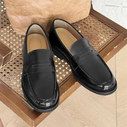Other Classic Black Loafers for Men Size US 9 / EU 42 - 3 Thumbnail
