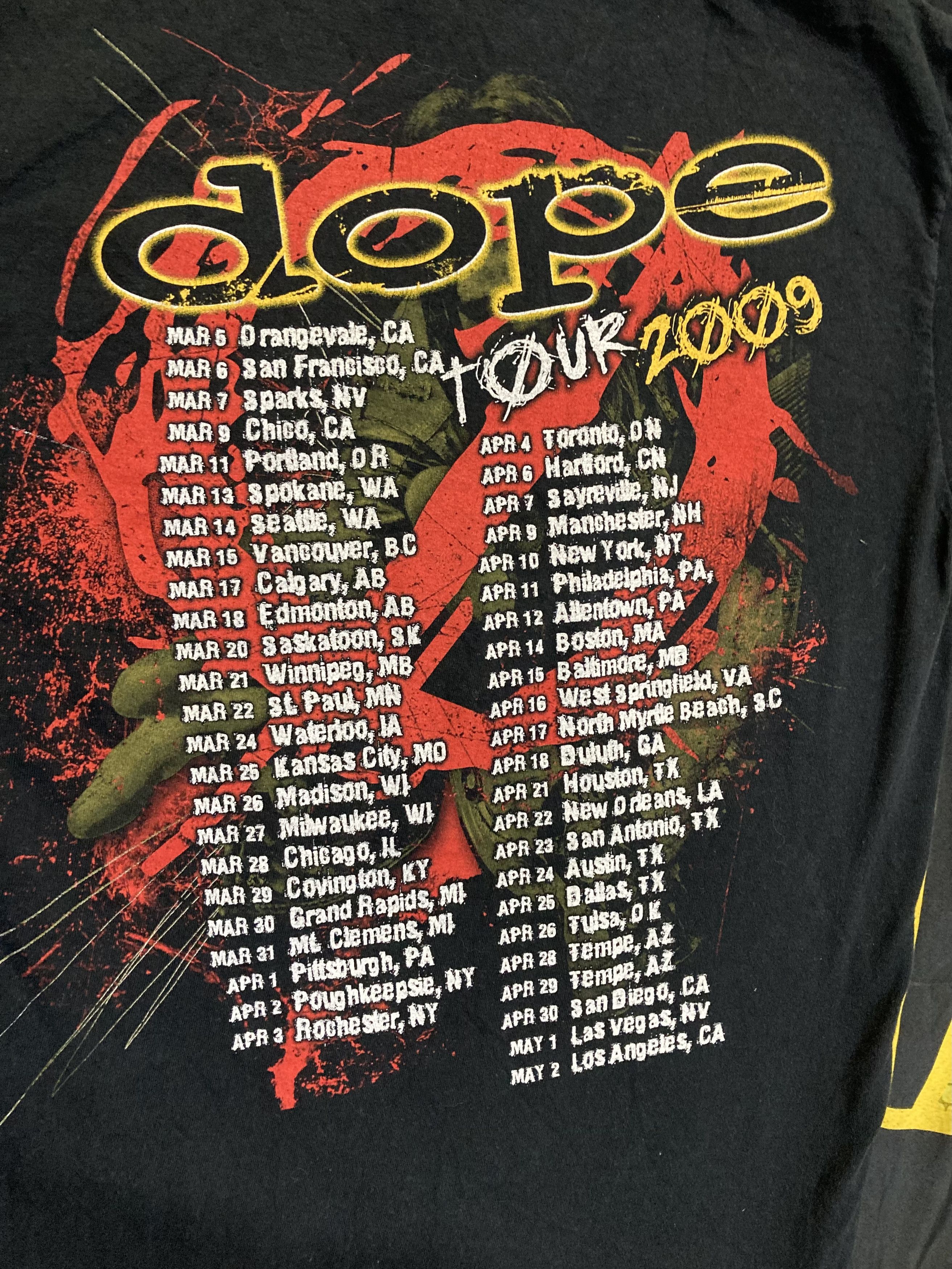 Band Tees Dope No Regrets American Tour 2009 Tee Size US M / EU 48-50 / 2 - 5 Thumbnail