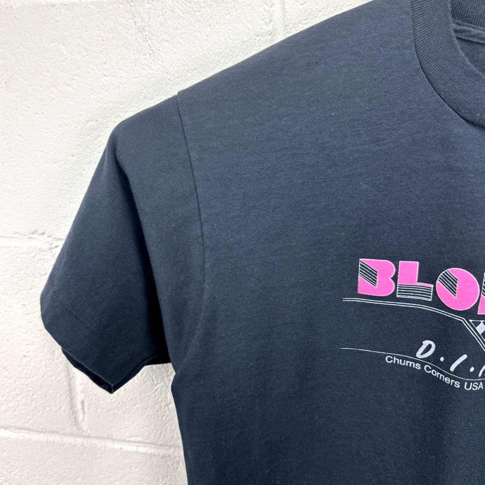 Chums VINTAGE Blondie's Diner T Shirt Graphic Tee XL Black 80s Retro 90s City Unisex Adults Mens Womens Screen Stars Best Size US XL / EU 56 / 4 - 5 Thumbnail