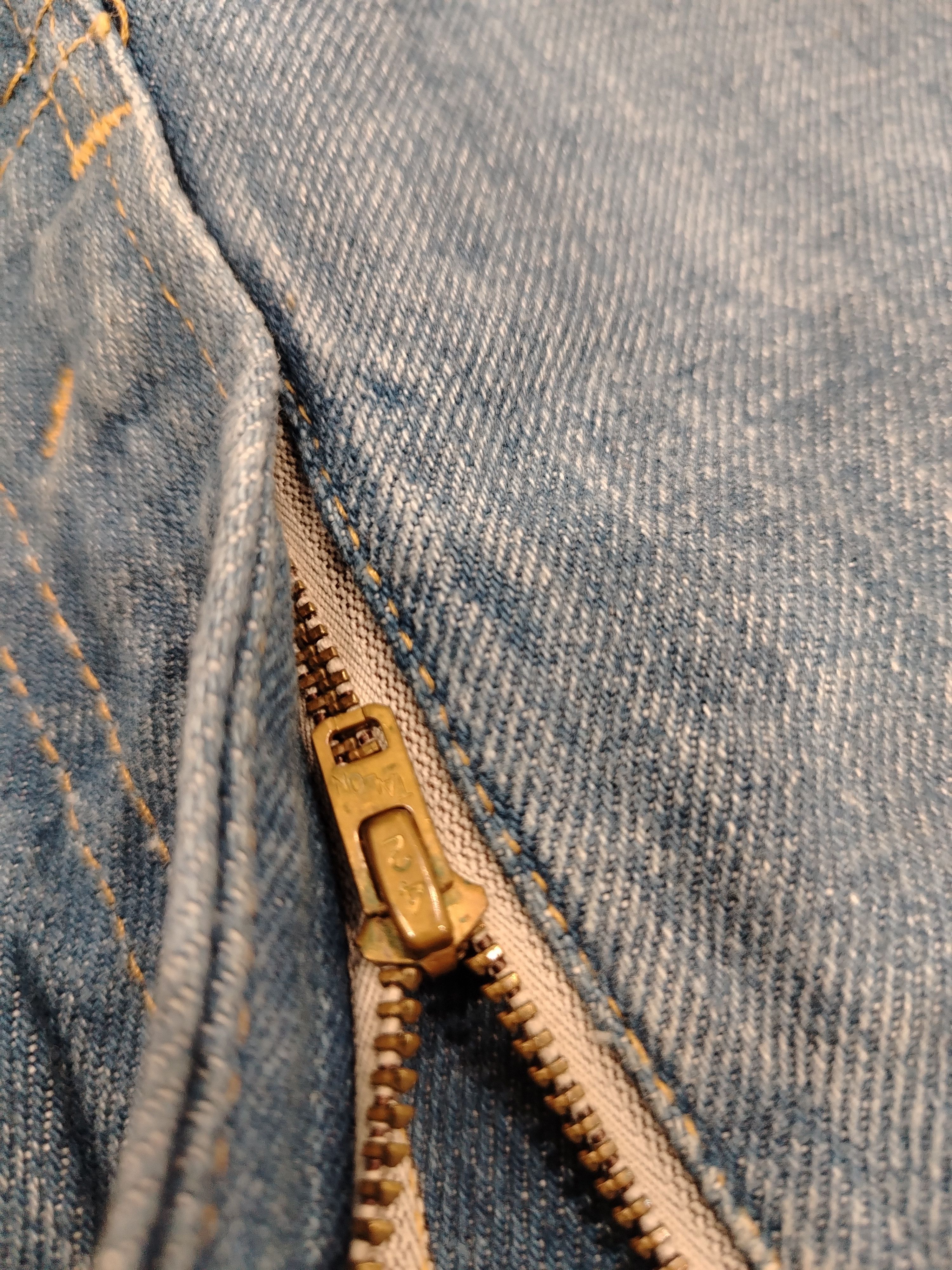 Levi's Levis 646 Bell Bottom Flare bootcut TALON Jeans Size US 29 - 7 Thumbnail