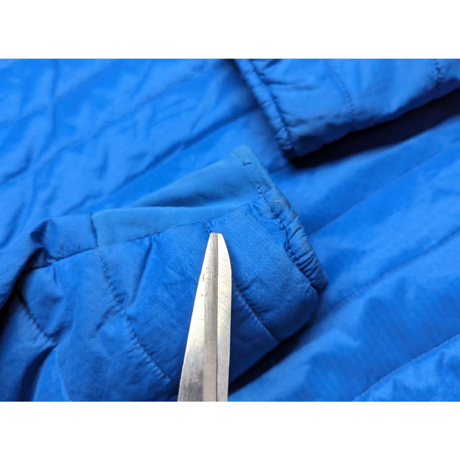 Vintage Bjorn Daehlie Mens Ski Jacket Small Blue Full Zip Hooded Puffer Skiing Winter Sporting Outdoor Size US S / EU 44-46 / 1 - 3 Thumbnail