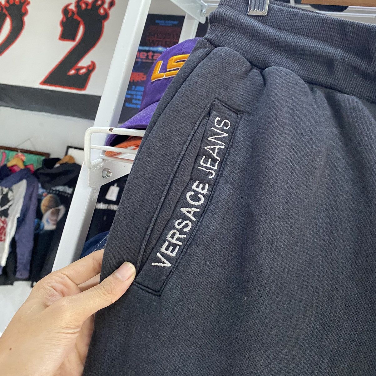Versace × Versace Jeans Couture Versace Jeans Big Logo Embroidered Sweatpants Size US 32 / EU 48 - 13 Thumbnail