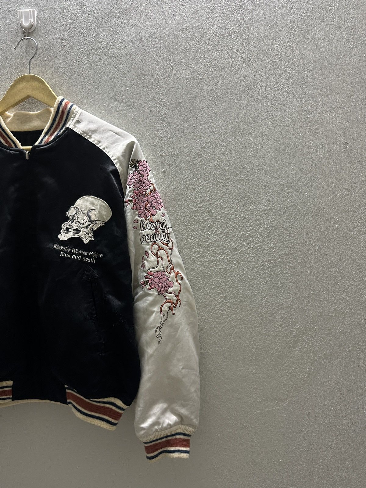 Japanese Brand × Vintage Vintage Reversible Sukajan Japanese Buddhism Art Size US M / EU 48-50 / 2 - 5 Thumbnail
