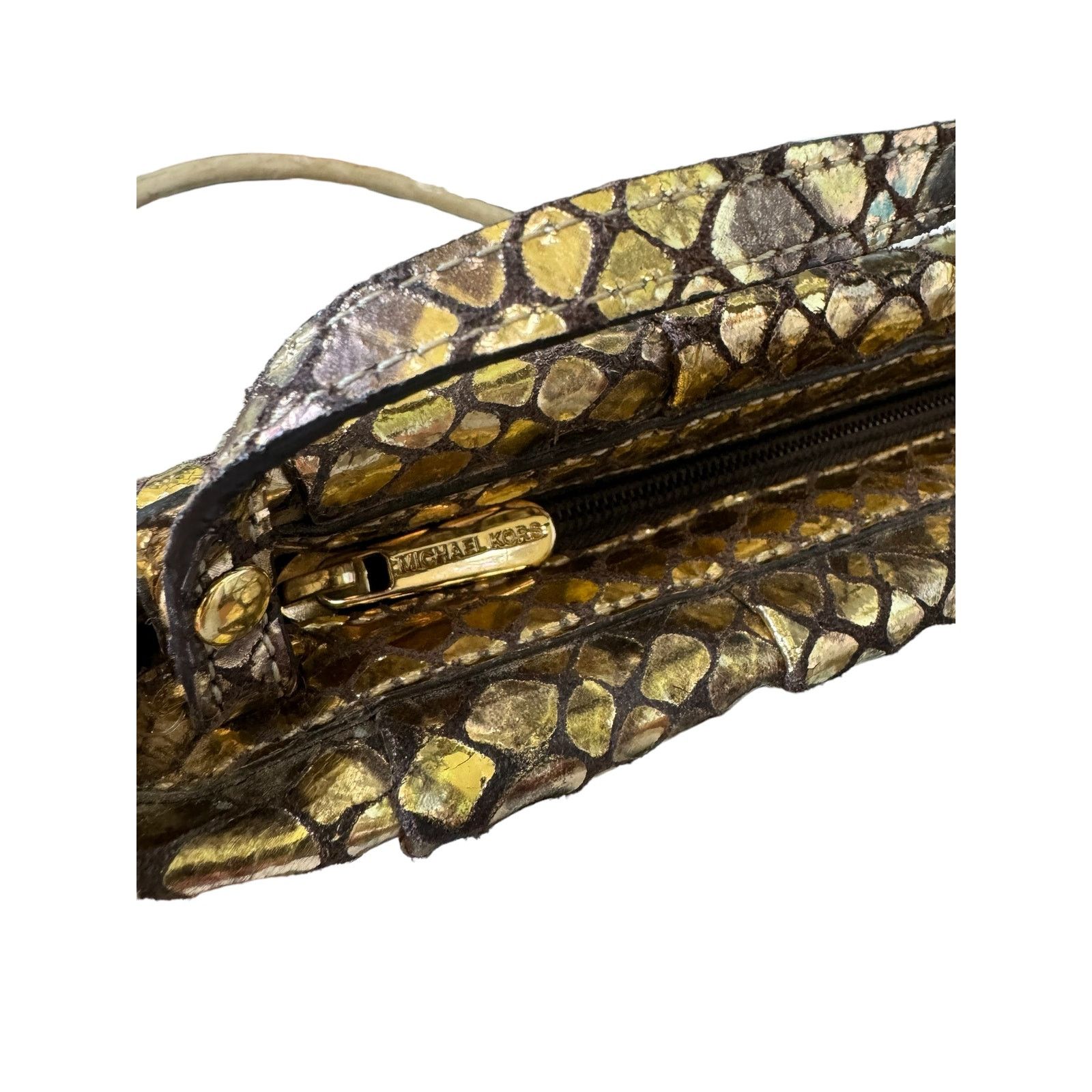 Michael Kors Michael Kors Daria Gold snakeskin purse clutch handbag Size ONE SIZE - 7 Thumbnail