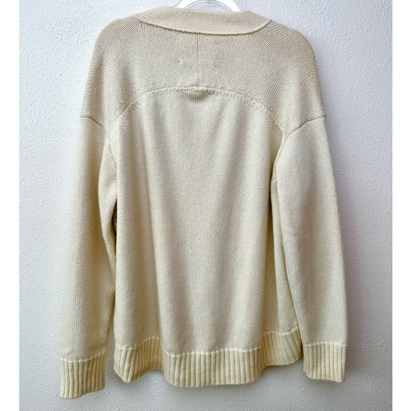 Jil Sander Jil Sander Cream V-Neck Button Long Sleeve Sweater 40 / 8 Size M / US 6-8 / IT 42-44 - 6 Thumbnail
