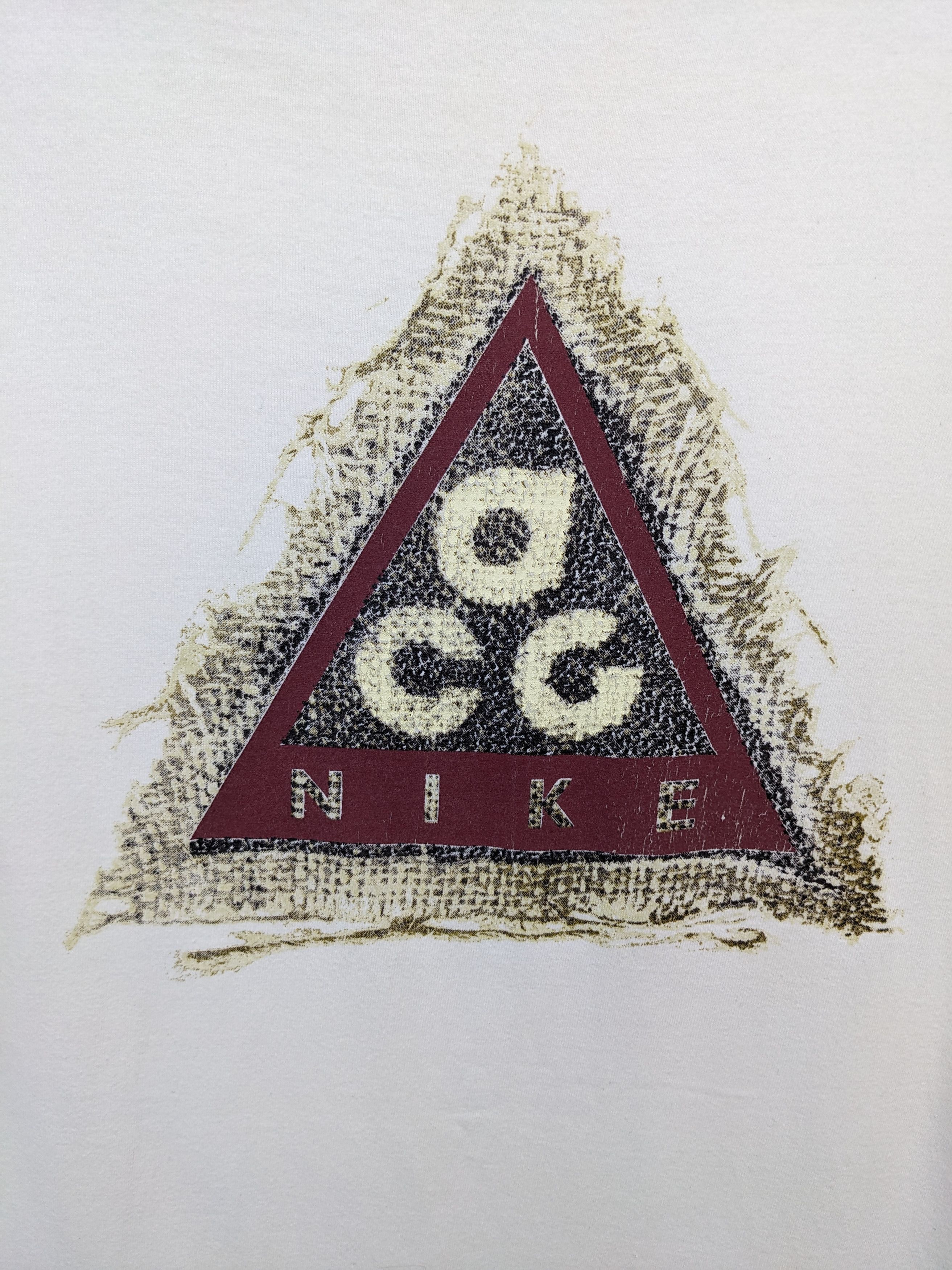 Nike ACG VINTAGE NIKE ACG BIG LOGO WHITE TSHIRT Size US L / EU 52-54 / 3 - 3 Thumbnail