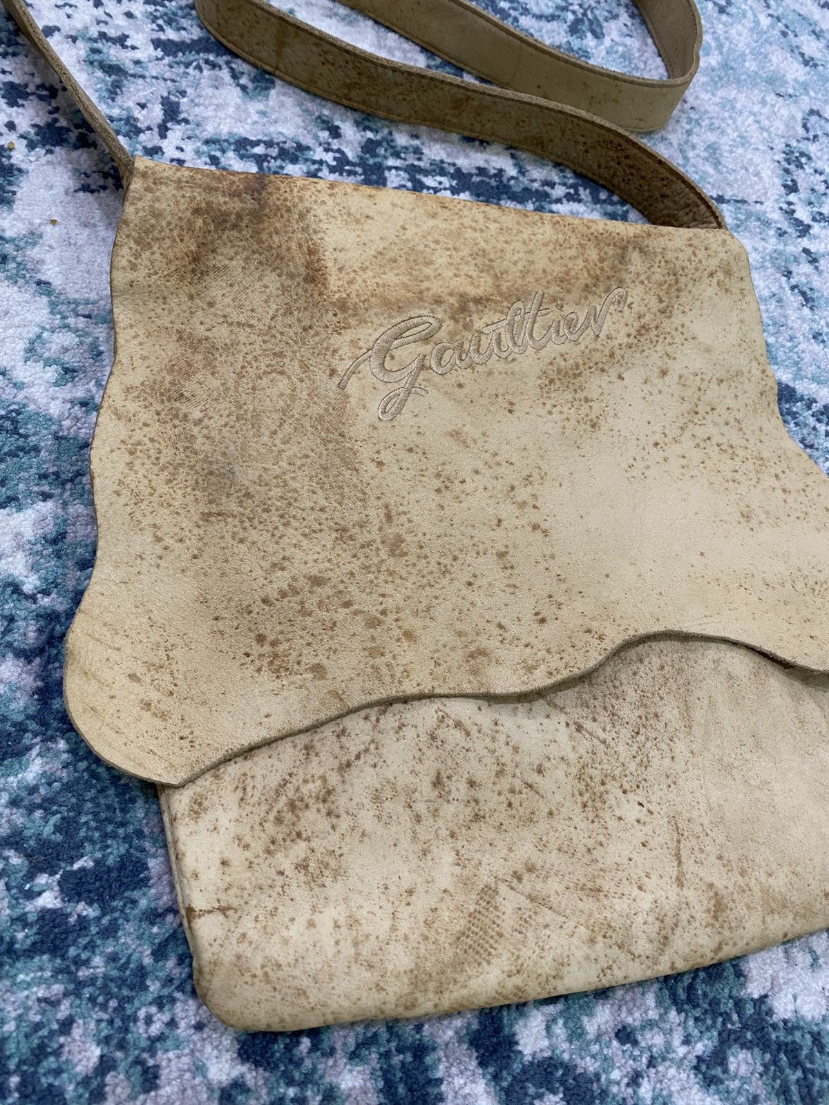 Jean Paul Gaultier Jean Paul Gaultier Raw Calf Leather Crossbody Bag Size ONE SIZE - 7 Thumbnail