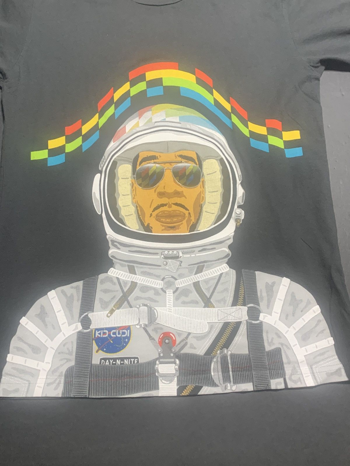 Kid Cudi VTG Kid Cudi Man on the Moon Tour Shirt Size Medium Size US M / EU 48-50 / 2 - 2 Thumbnail