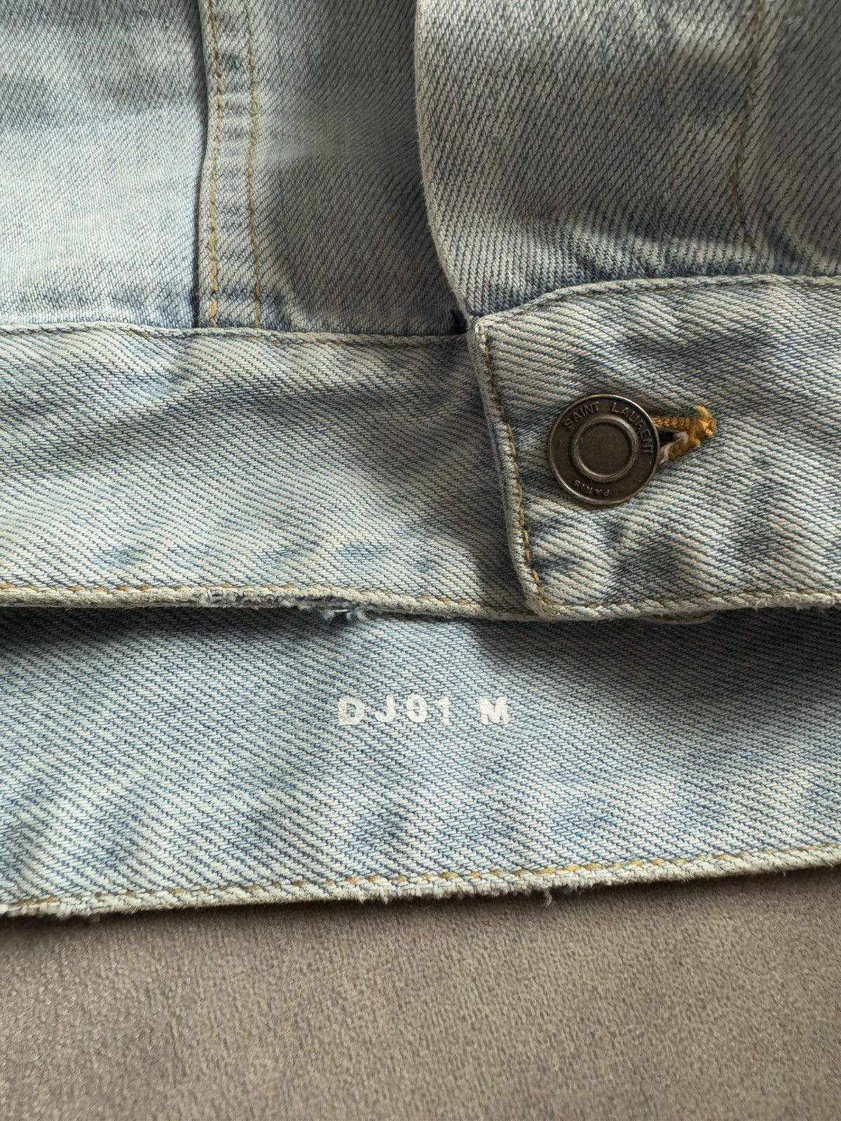 Saint Laurent Paris SAINT LAURENT denim jacket sizes in photos BY TAPE MEASURE Size US XS / EU 42 / 0 - 17 Thumbnail