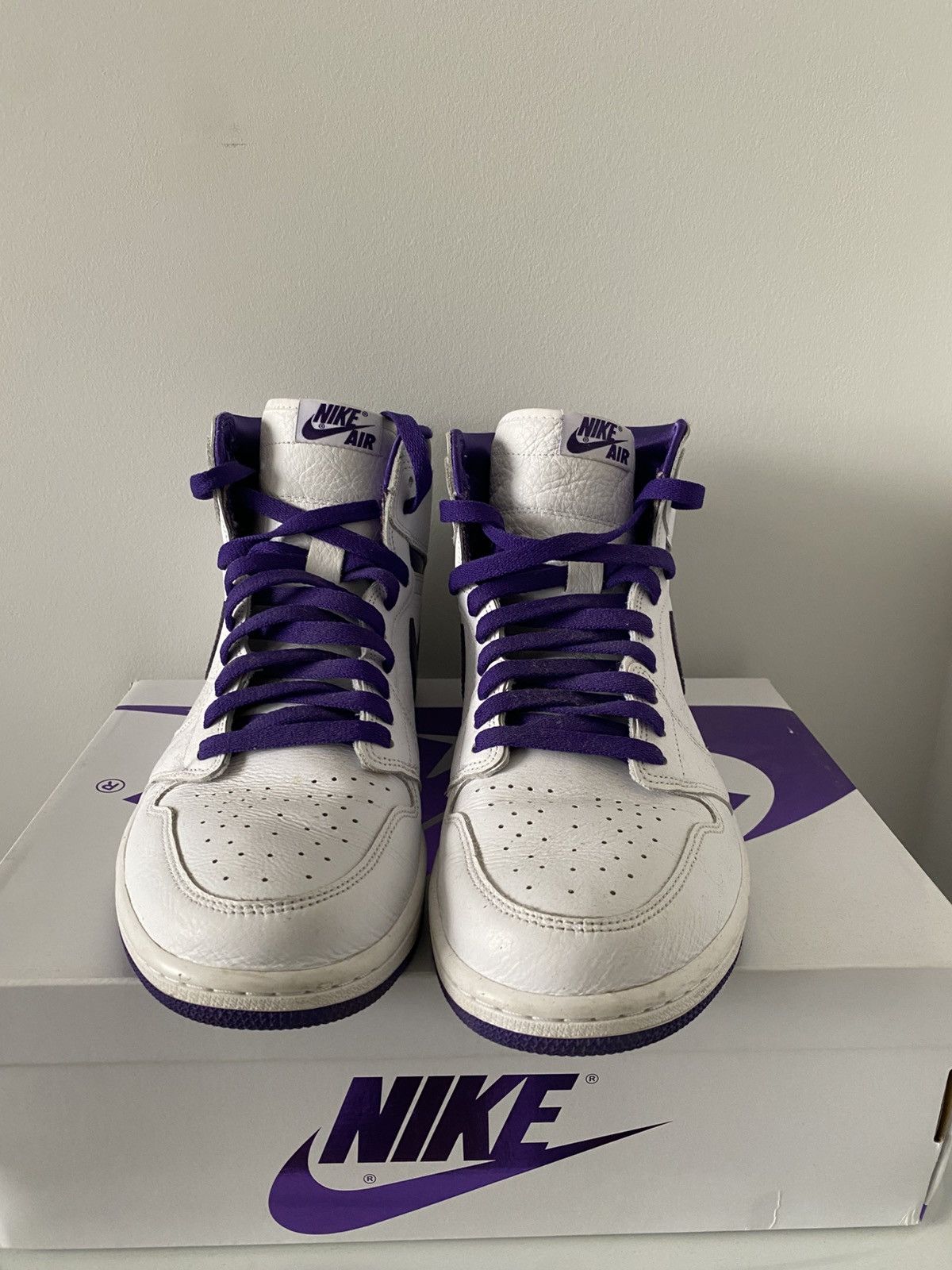 Jordan Brand × Nike Nike Jordan 1 Purple Metallics Size US 10 / EU 43 - 3 Thumbnail