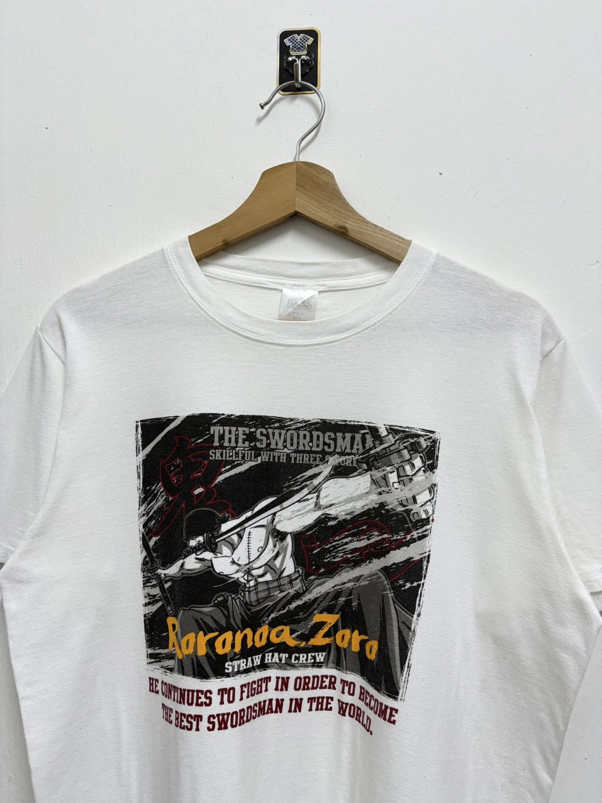 Anime × Japanese Brand × Vintage 2000’s Anime One Piece - Zoro The Swordsman T-Shirt Size US M / EU 48-50 / 2 - 3 Thumbnail
