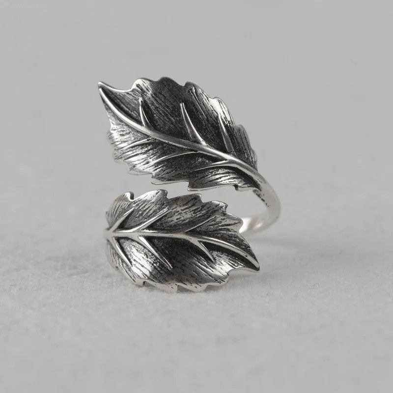Jewelry × Vintage Retro Big Leaf Ring Size ONE SIZE - 1 Thumbnail