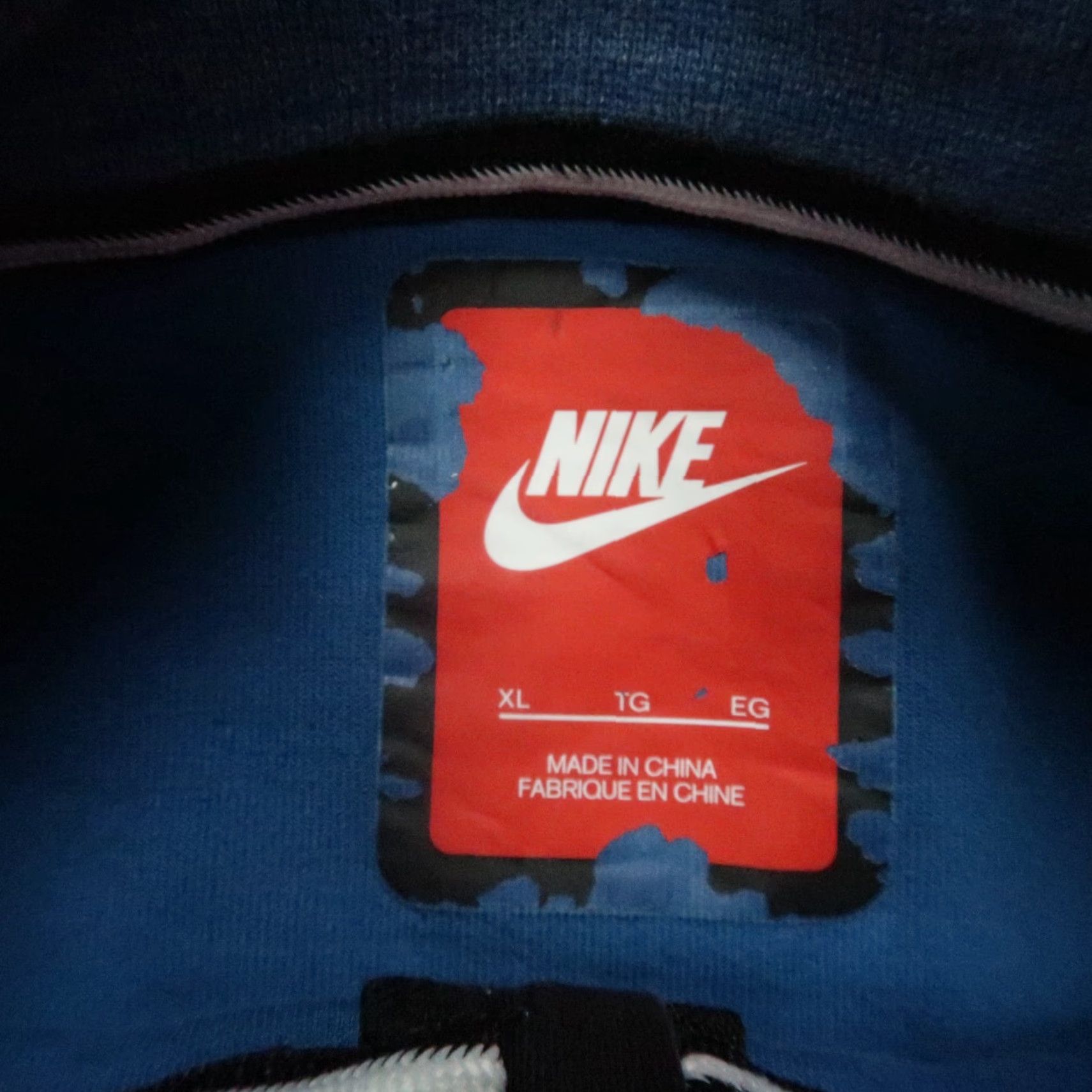 Nike VINTAGE Nike Jacket Men XL Blue Activewear Casual Full Zip Pockets 90s Size US XL / EU 56 / 4 - 3 Thumbnail