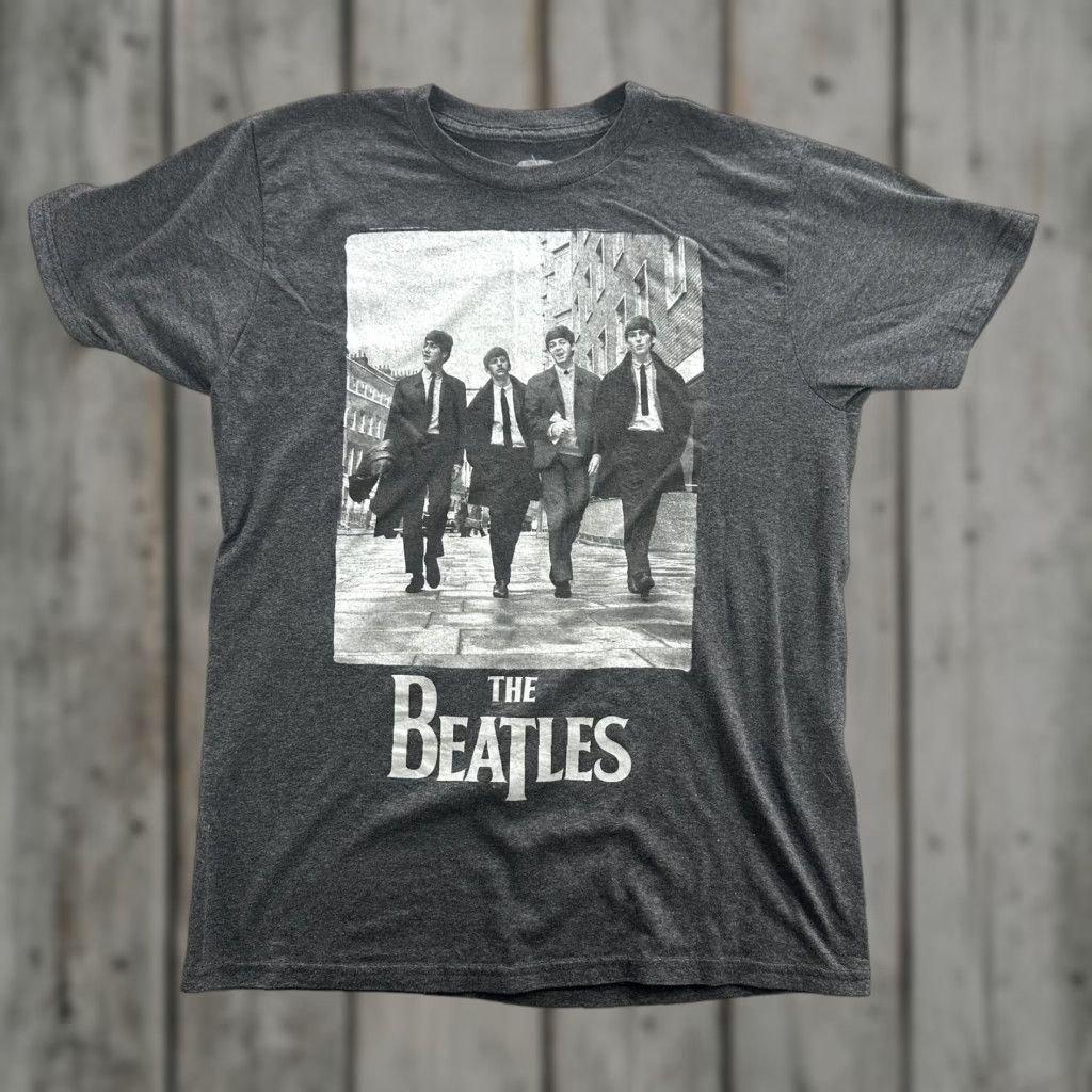 Vintage VINTAGE The Beatles Shirt Mens L Abbey Walking Photo Graphic Band T-Shirt Tee Music Size US L / EU 52-54 / 3 - 1 Thumbnail