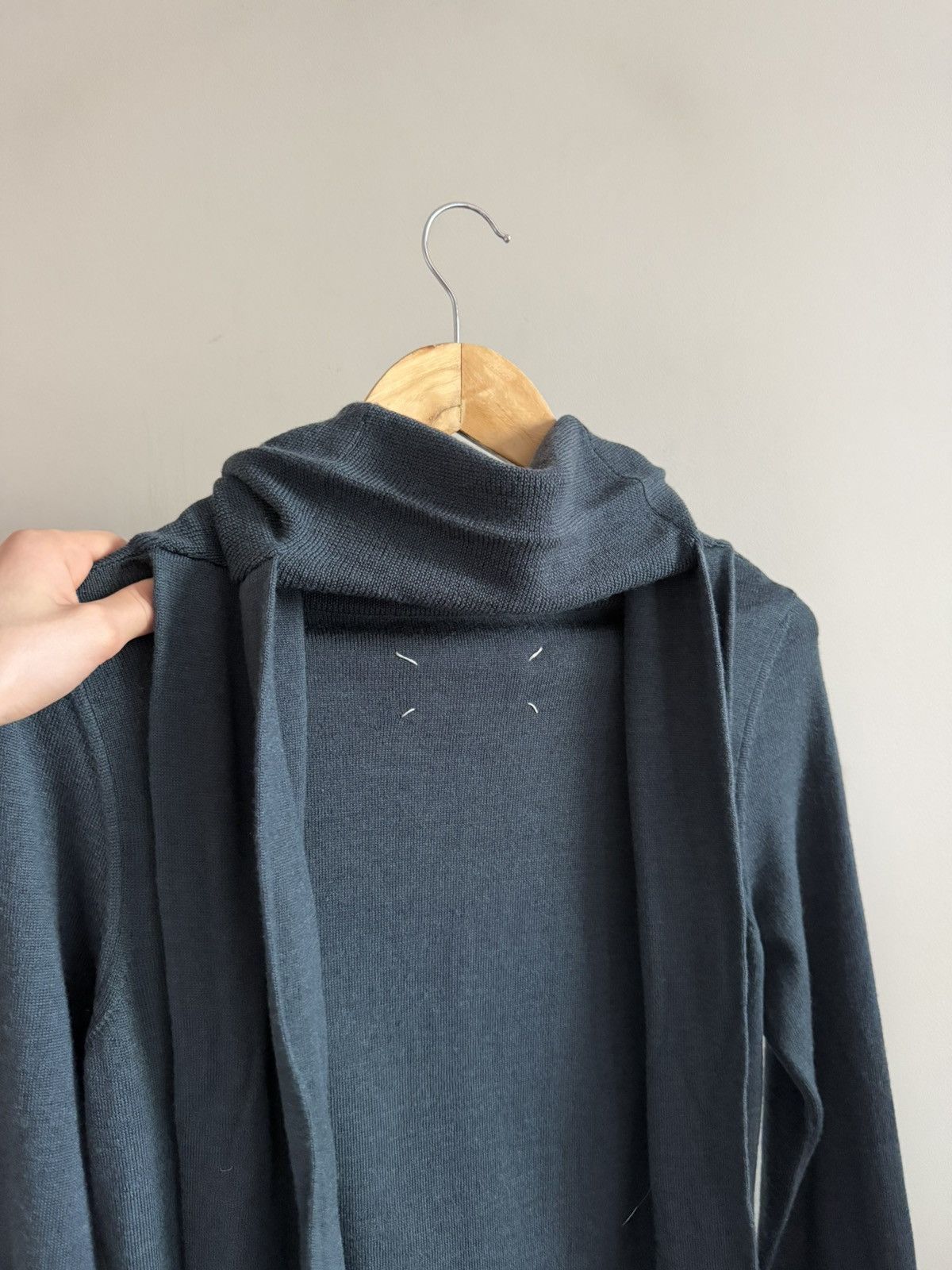 Maison Margiela Maison Margiela 4-Sleeve Wool Sweater Size S / US 4 / IT 40 - 4 Thumbnail