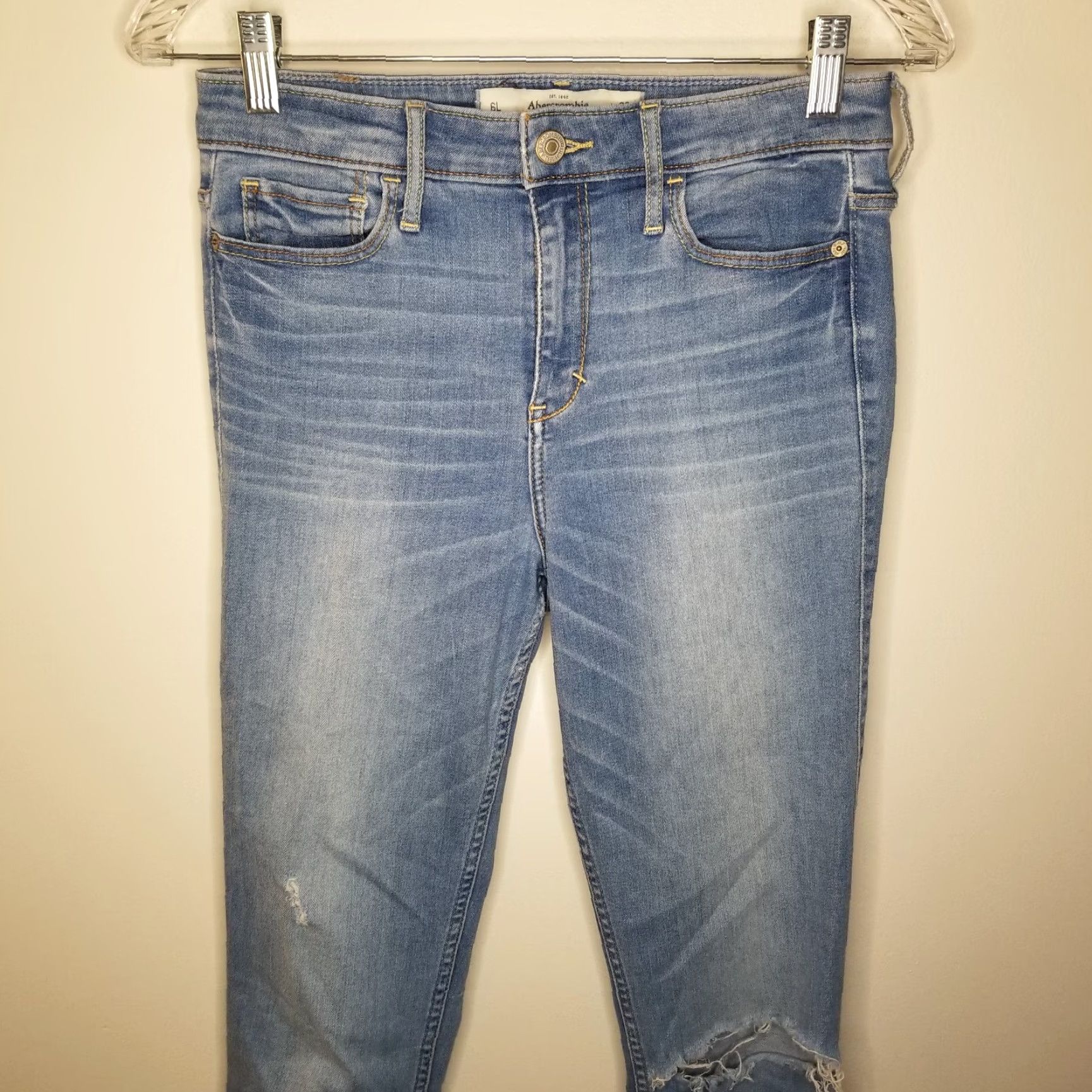 Abercrombie & Fitch Abercrombie & Fitch Jeans Skinny Distressed Blue 6 Tall Womens 28W 33L Size 6 Tall Size 28" / US 6 / IT 42 - 2 Thumbnail