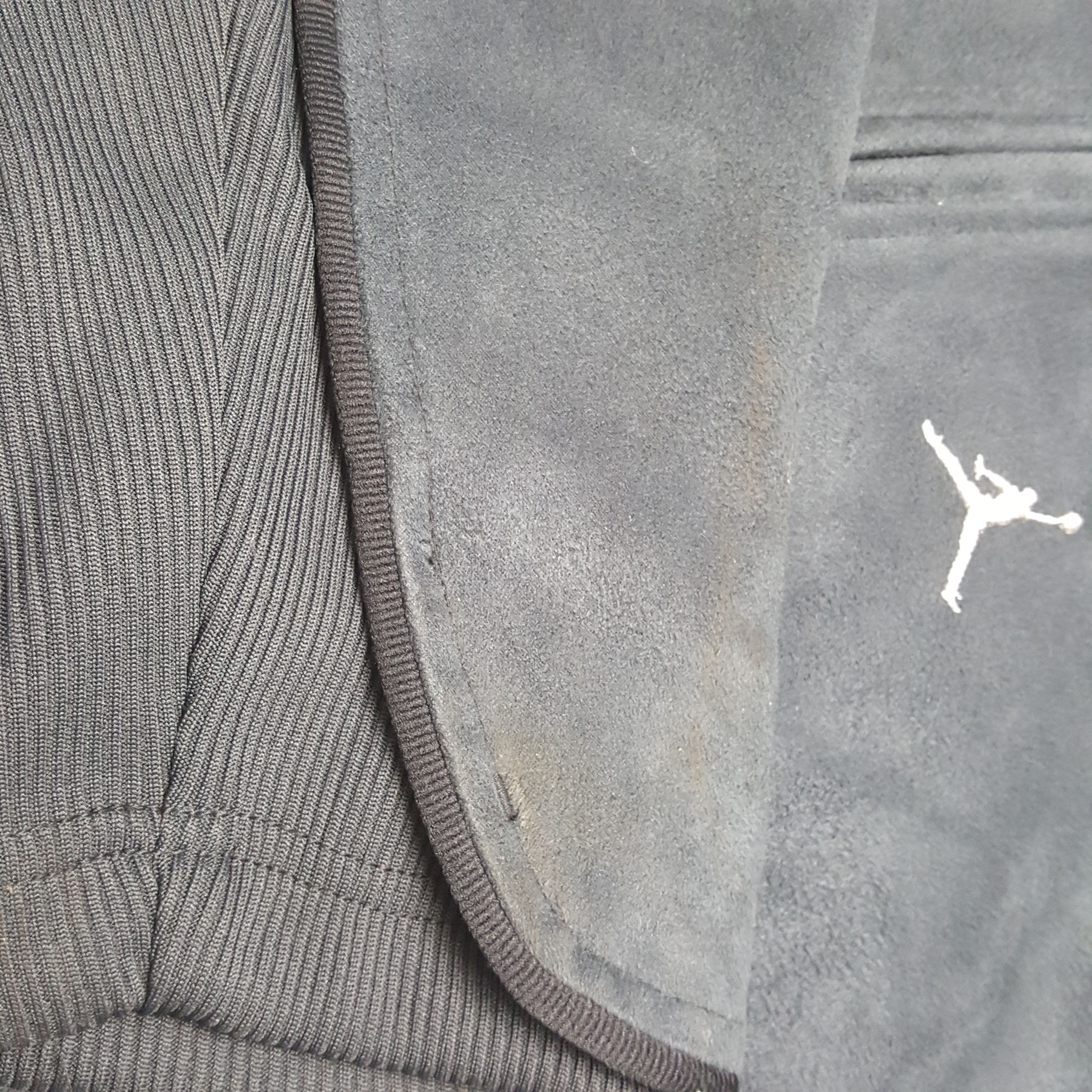 Vintage AIR JORDAN Small Logo Design Sweater Jacket Size US S / EU 44-46 / 1 - 10 Thumbnail
