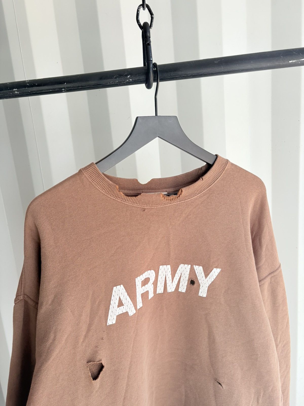 Vintage Thrashed Army Distressed Faded Sweatshirt Grunge Band Size US XL / EU 56 / 4 - 2 Thumbnail