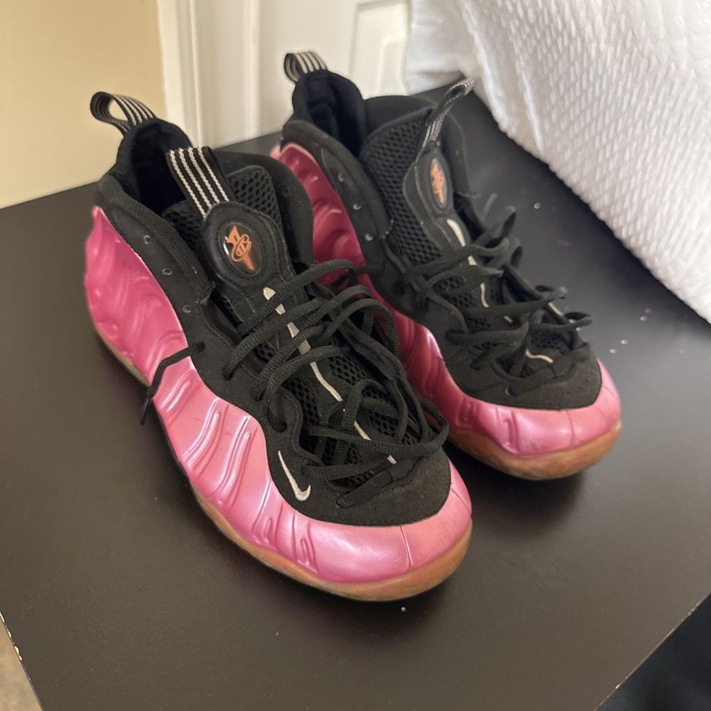 Nike Nike Foamposite One Pearlized Pink Size US 9.5 / EU 42-43 - 5 Thumbnail