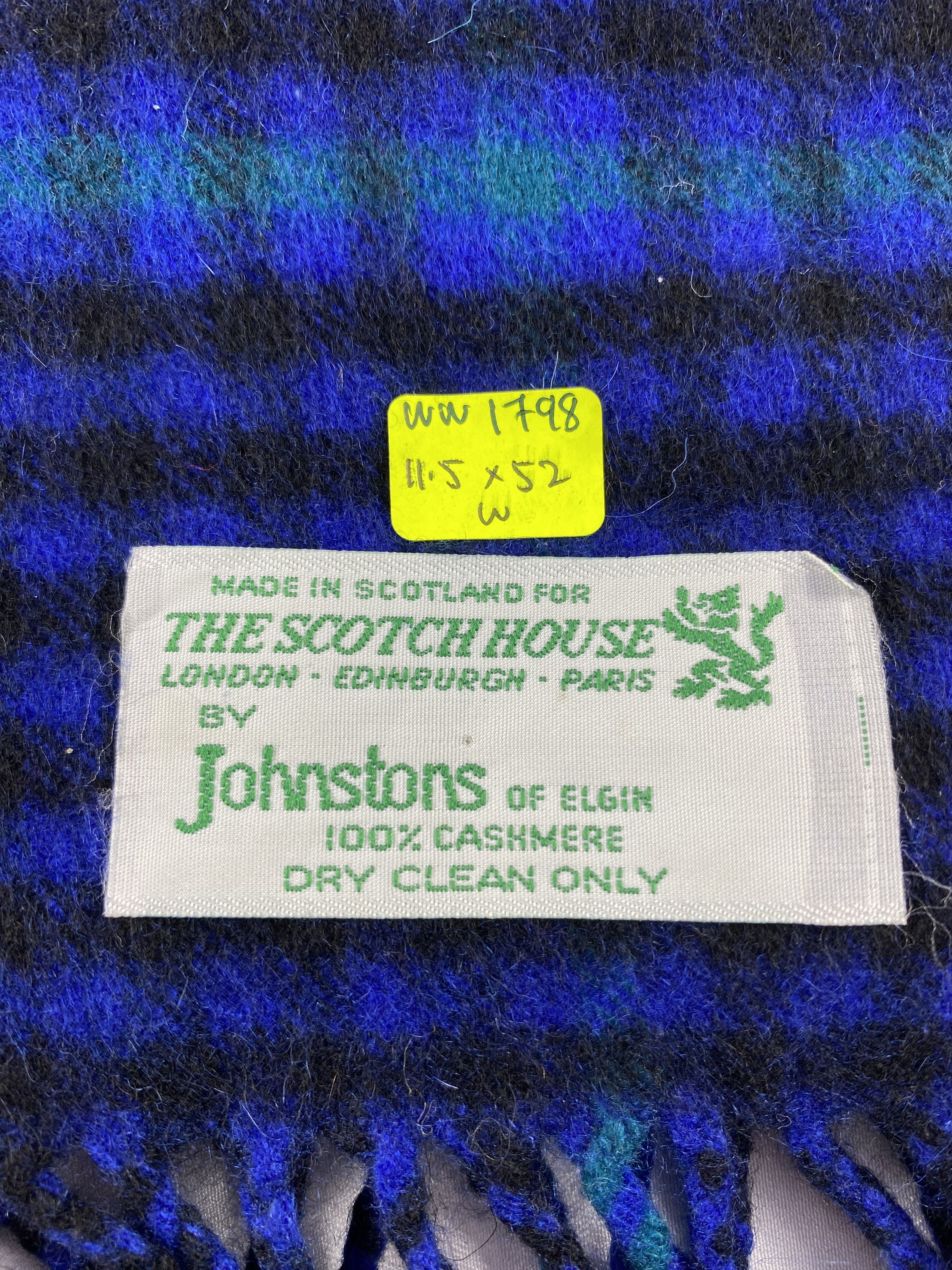 Johnstons Of Elgin × Vintage Johnstons Of Elgin Scarf / Muffler / Neckwear Size ONE SIZE - 4 Thumbnail