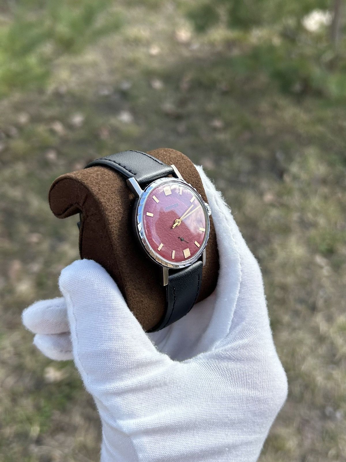 Vintage Vintage Watch Pobeda USSR Soviet Mechanical Retro 1970s Size ONE SIZE - 18 Thumbnail