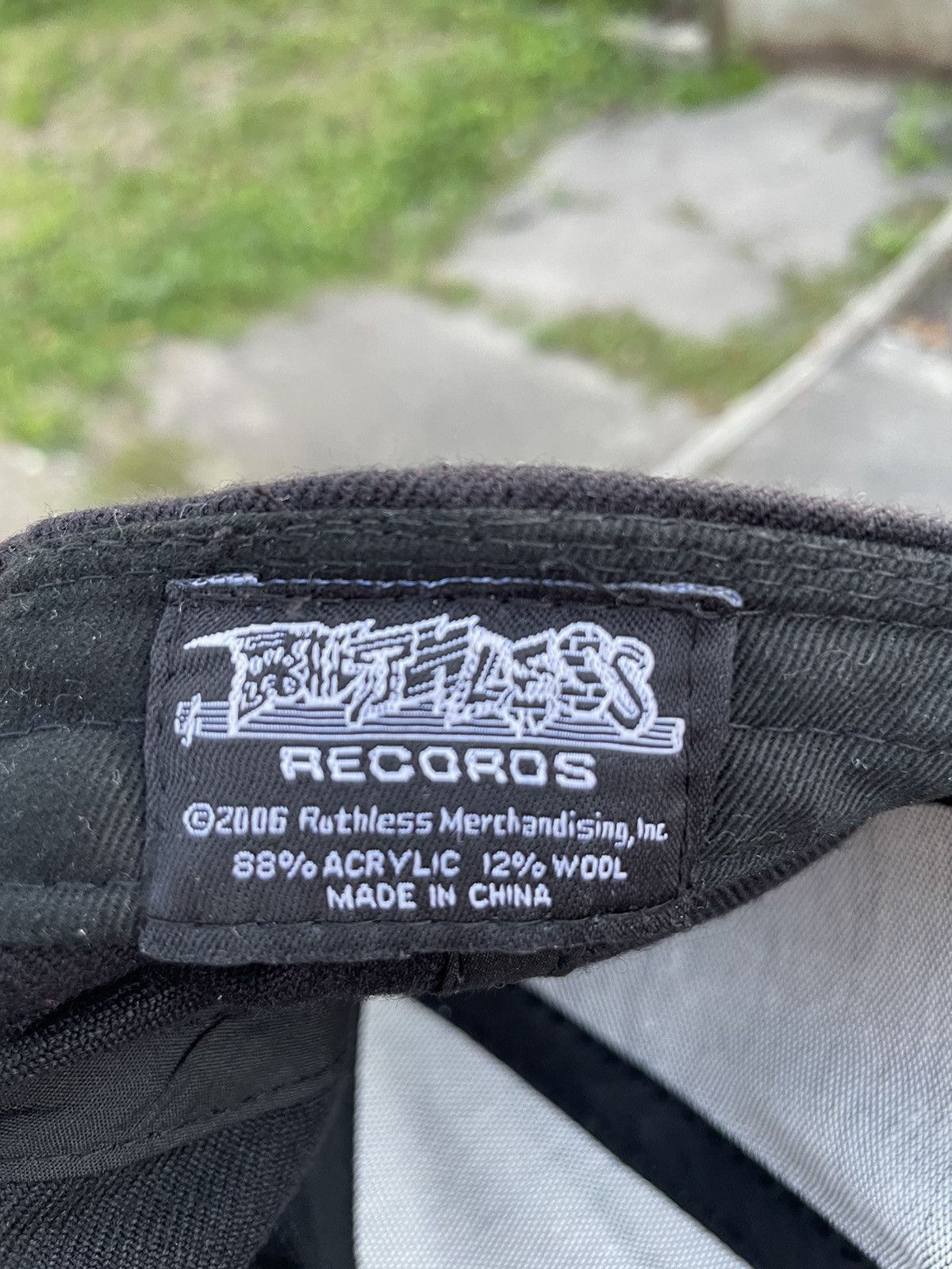 Rap Tees 2006 Rare Eazy-E Rap Vintage cap Y2K Size 34 - 6 Thumbnail