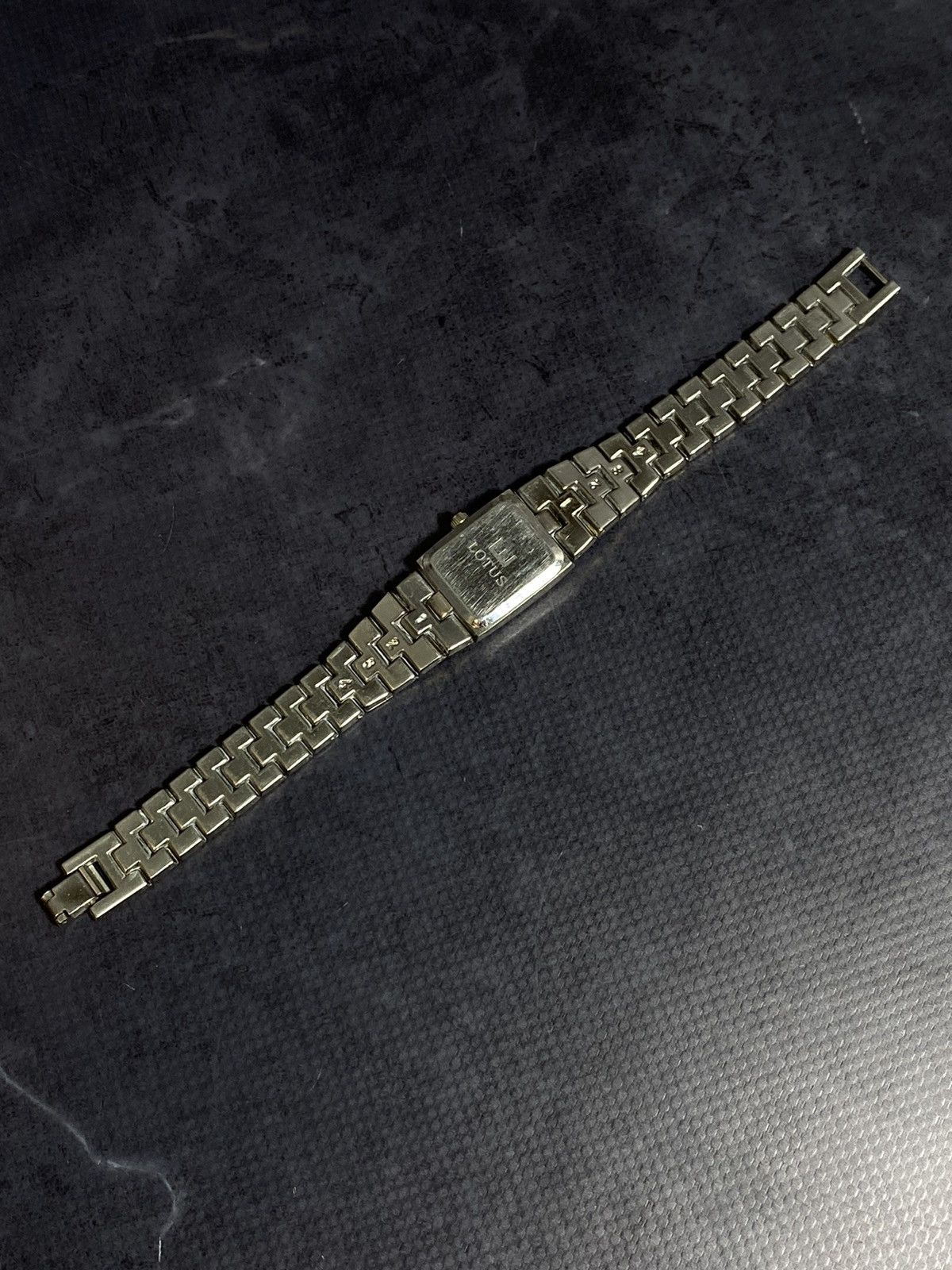 Vintage Vintage Lotus wristwatch, timeless design – Japanese brand Size ONE SIZE - 12 Thumbnail