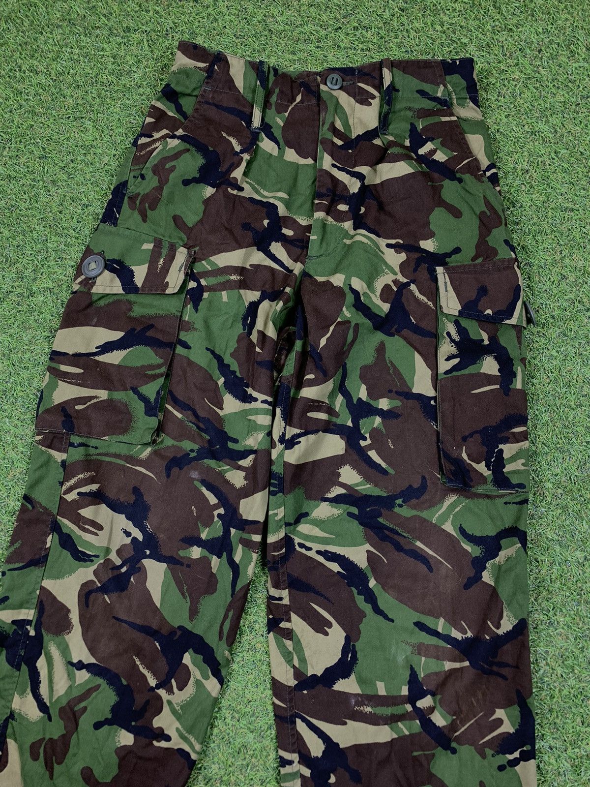 Vintage Vintage 90s Military camouflage cargo pants streetwear Size US 30 / EU 46 - 2 Thumbnail