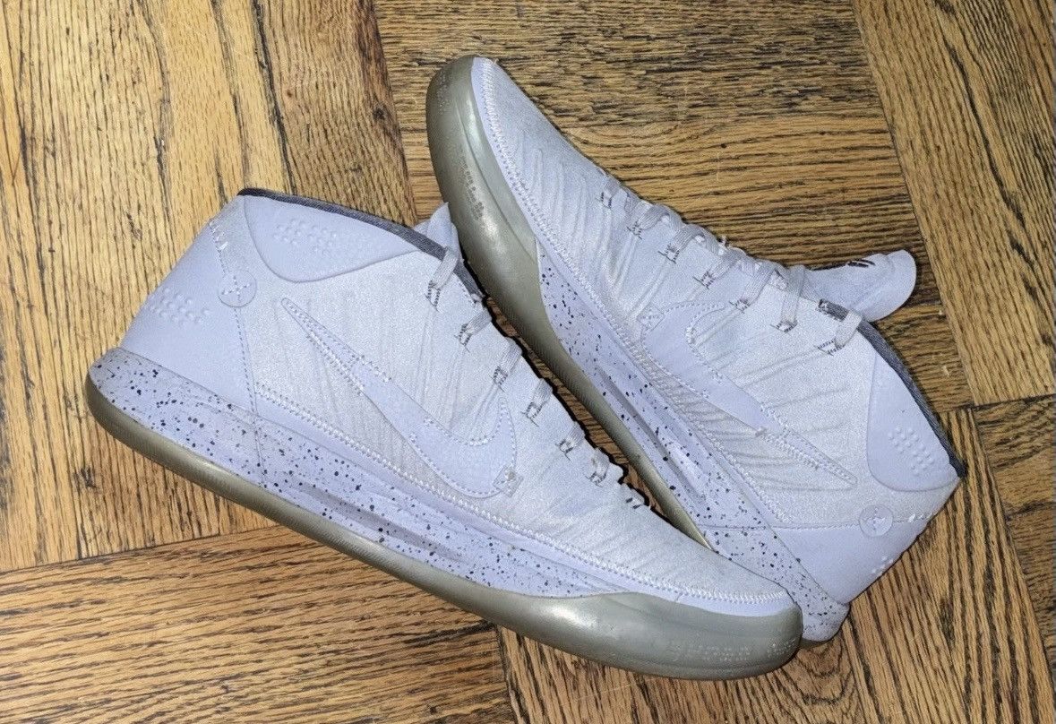 Nike Nike Kobe Bryant A.D Mid Detached Grey Size US 11 / EU 44 - 2 Thumbnail