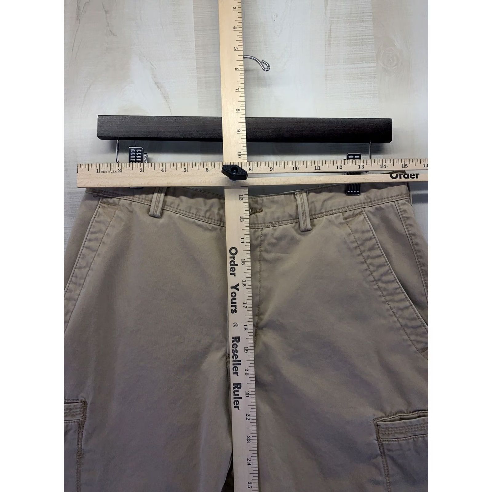 Tasso Elba Tasso Elba Mens Shorts Cargo Khaki 100% Cotton SZ 30-4993 Beige Cargo Pocket Flat Front Regular Inseam See Photo Mens Size US 30 / EU 46 - 2 Thumbnail