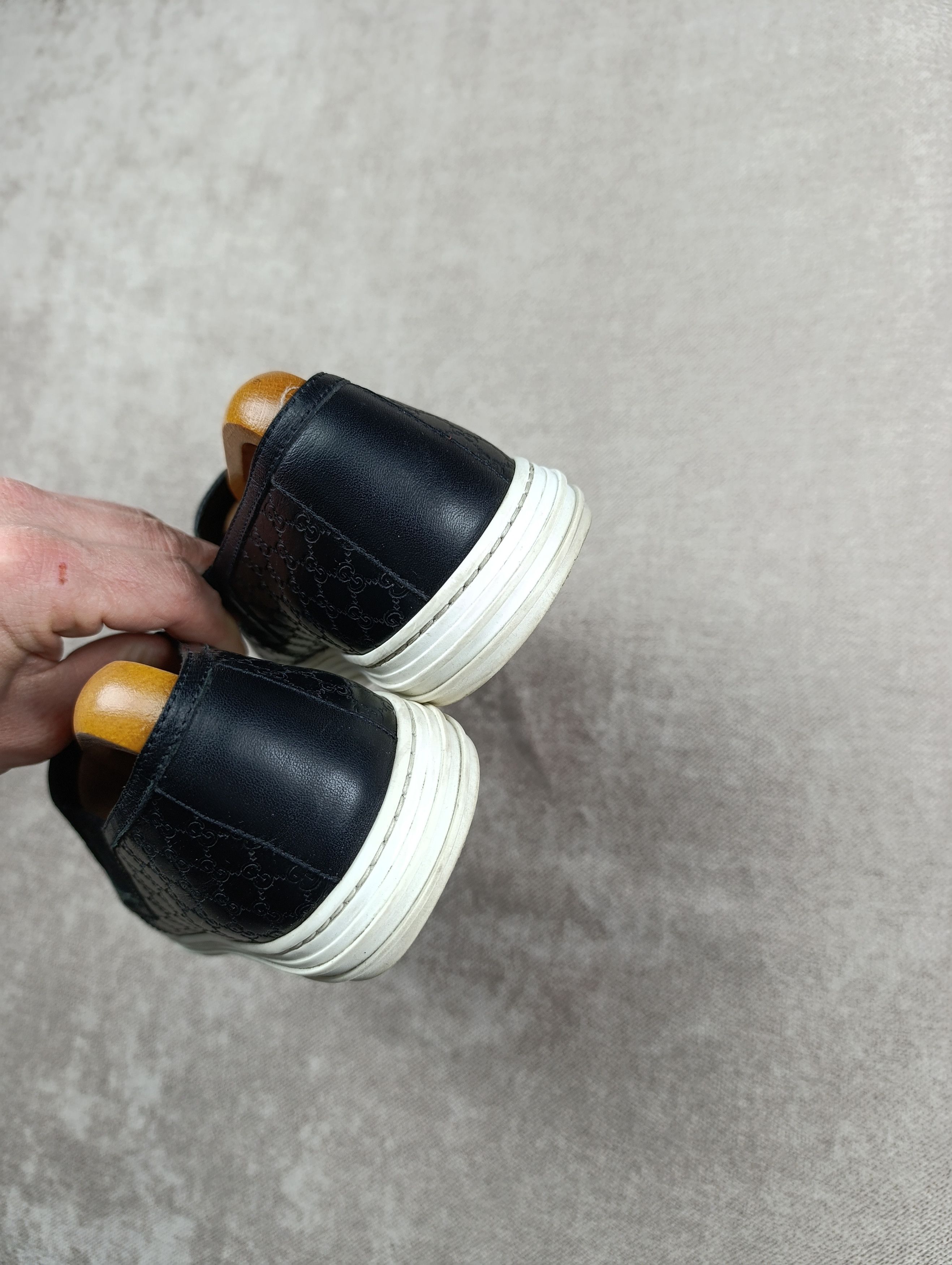 Gucci GUCCI LEATHER SIGNATURE SLIP-ON BLACK MONOGRAM Size US 7.5 / EU 40-41 - 8 Thumbnail