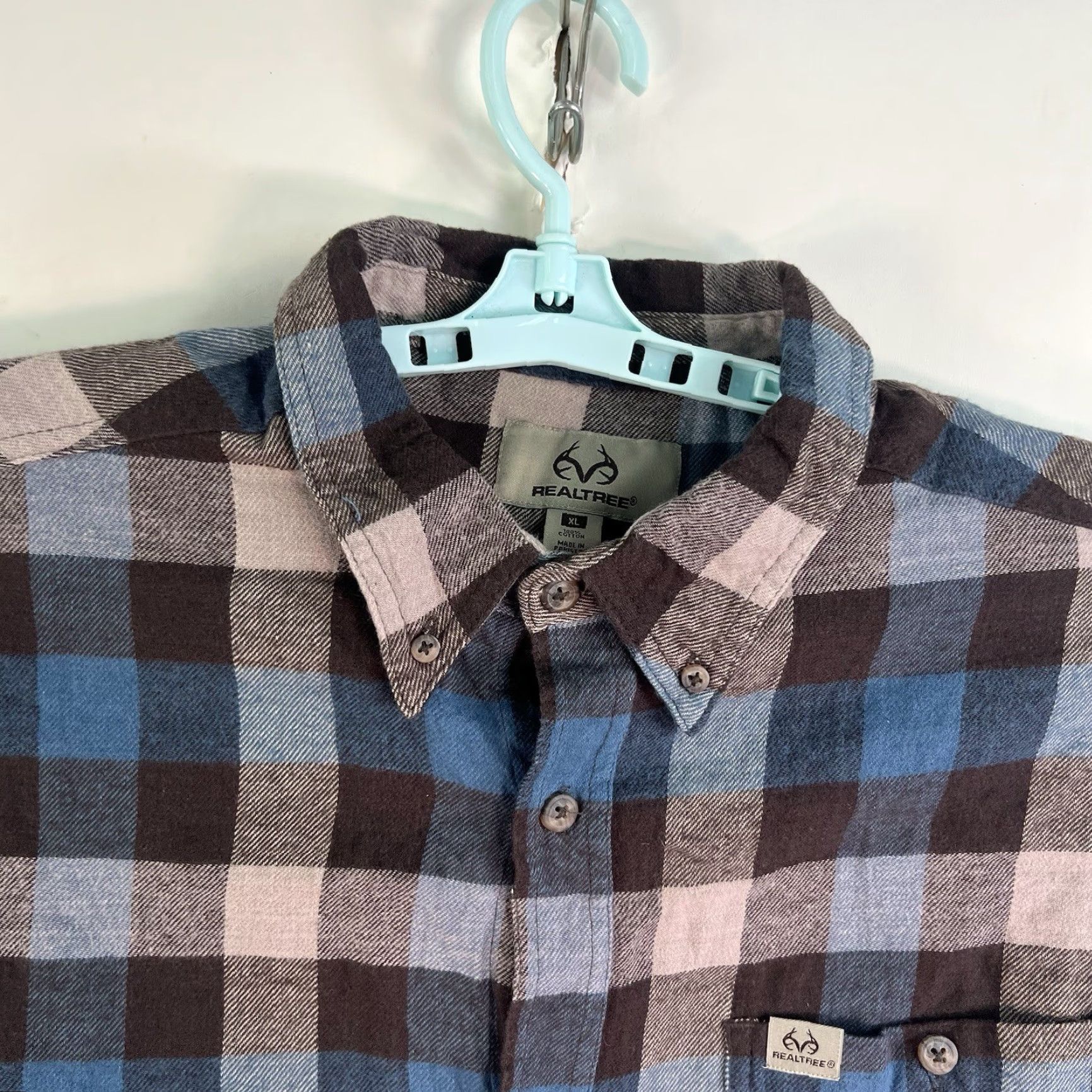 Realtree VINTAGE Realtree Plaid Flannel Button-Down Shirt Men XL Blue Long Sleeve Adult Regular Size XL Blue Plaid Outdoor Classic 90s Mens Size US XL / EU 56 / 4 - 4 Thumbnail