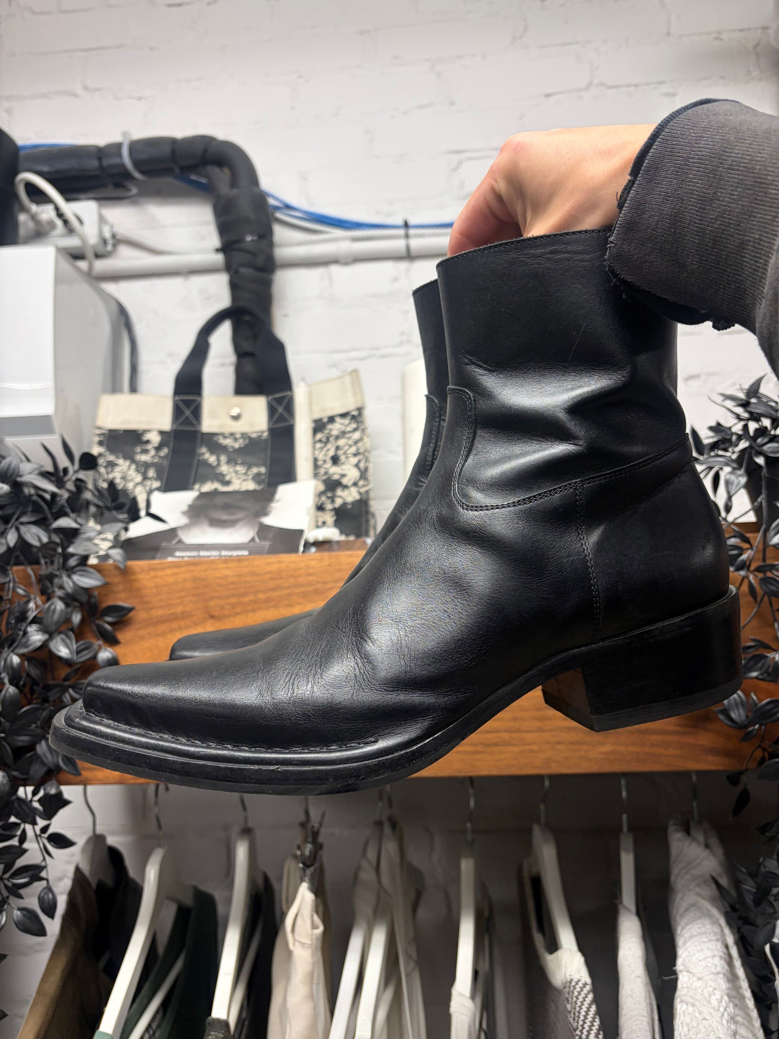Acne Studios Acne Studios ‘Bruno’ Pointed Toe Black Leather Ankle Boots Size US 10 / EU 43 - 1 Thumbnail
