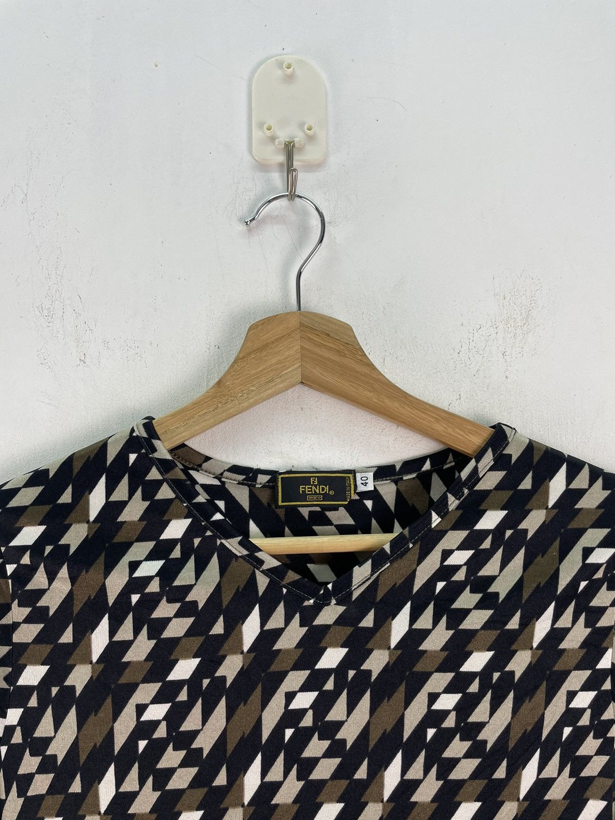 Fendi Vintage Fendi Monogram Geometric Blouse Tshirt Women Dress Size S / US 4 / IT 40 - 3 Thumbnail