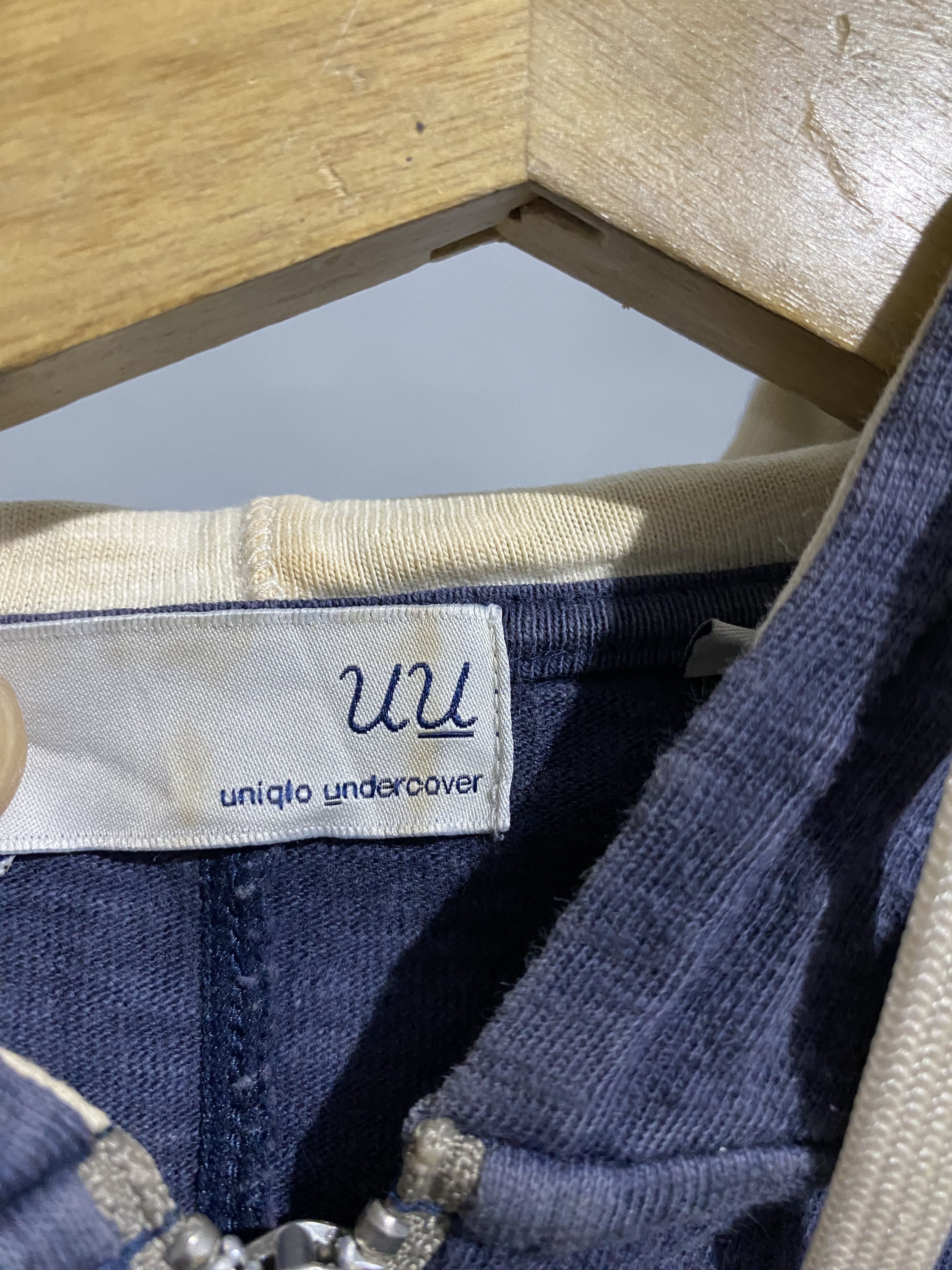 Jun Takahashi × Undercover × Uniqlo undercover x uniqlo uu distressed hoodie Size US S / EU 44-46 / 1 - 8 Thumbnail