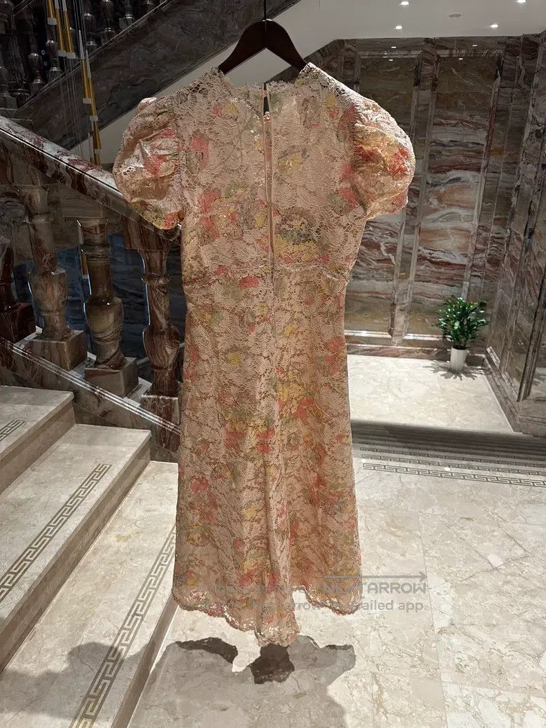 Valentino Valentino Lace dress Size S / US 4 / IT 40 - 2 Thumbnail