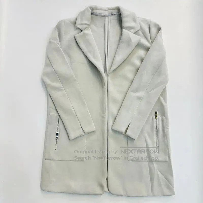 Other MaxMara Elegant Long Coat in Light Grey . Size M / US 6-8 / IT 42-44 - 1 Thumbnail