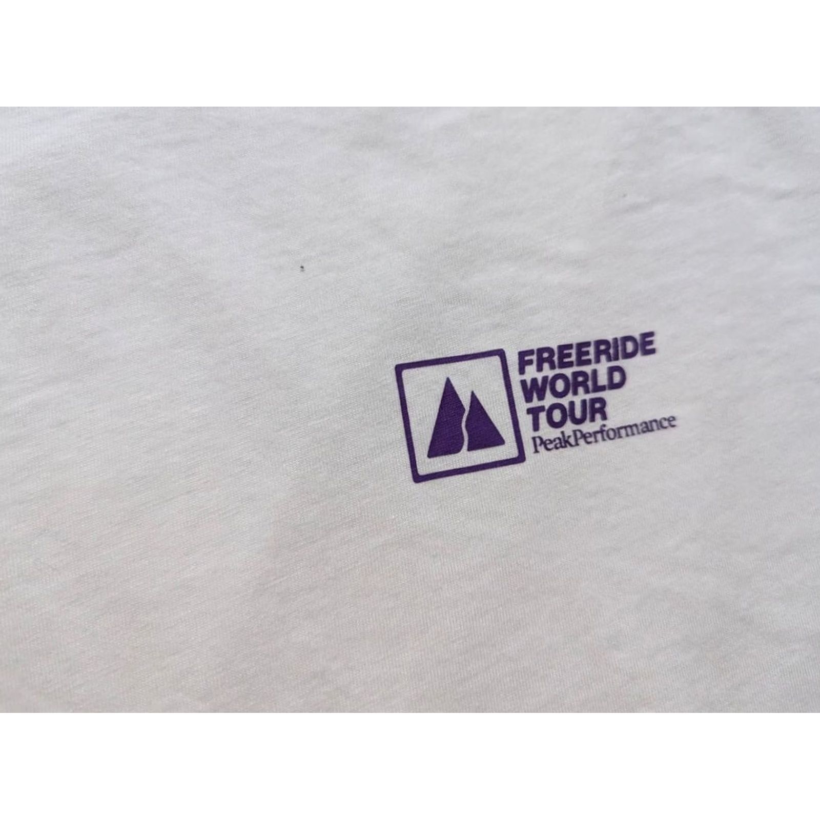 Peak Performance Peak Performance shirt S White FREERIDE WORLD TOUR mens size Size US S / EU 44-46 / 1 - 5 Thumbnail