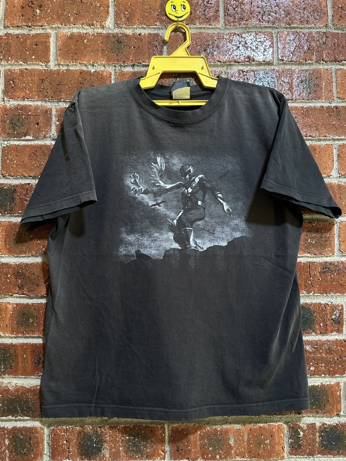 Japanese Brand Thrashed Vintage Rangers Strike Sun Faded Tee Size US L / EU 52-54 / 3 - 1 Thumbnail