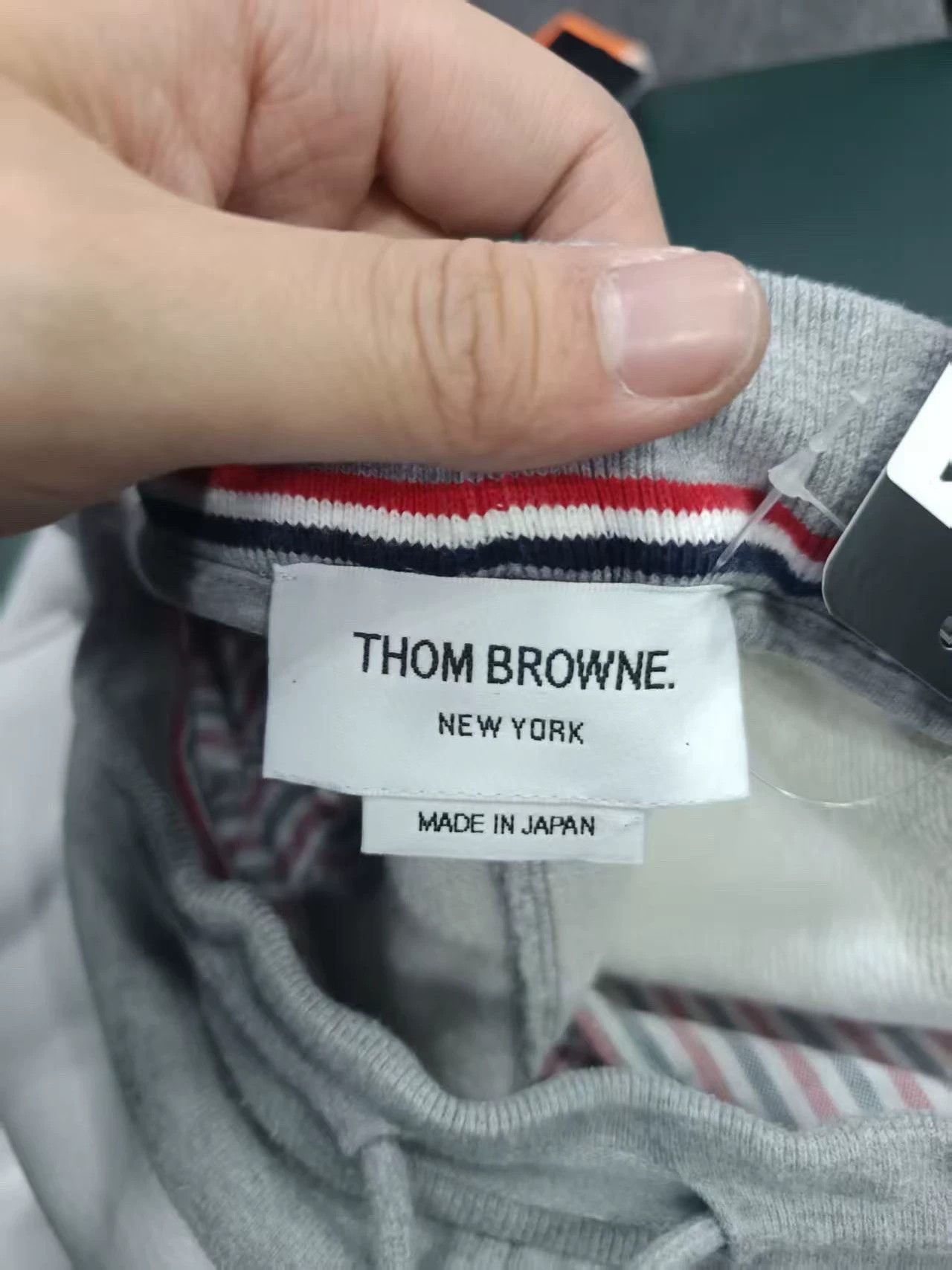 Thom Browne Thom Browne TB White Grey Stripe 4-Bar Trousers Size 1 Size US 29 - 7 Thumbnail