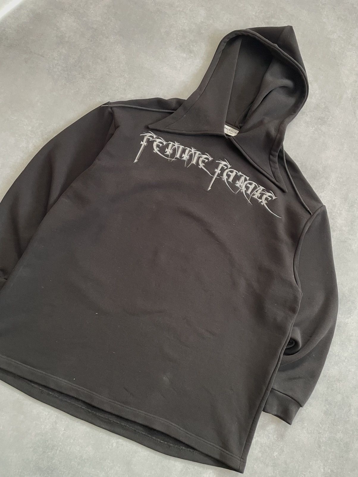 Balenciaga Balenciaga 2017 Femme Fatale Hoodie Size XS / US 0-2 / IT 36-38 - 5 Thumbnail