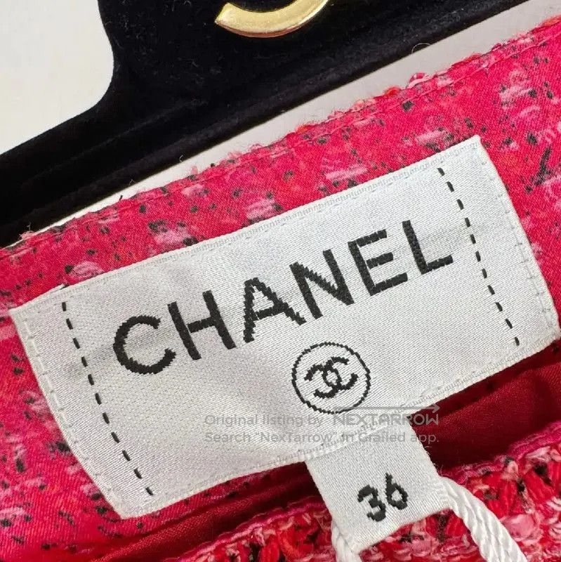 Chanel Chanel Red Women's Shorts . Size 23" - 4 Thumbnail