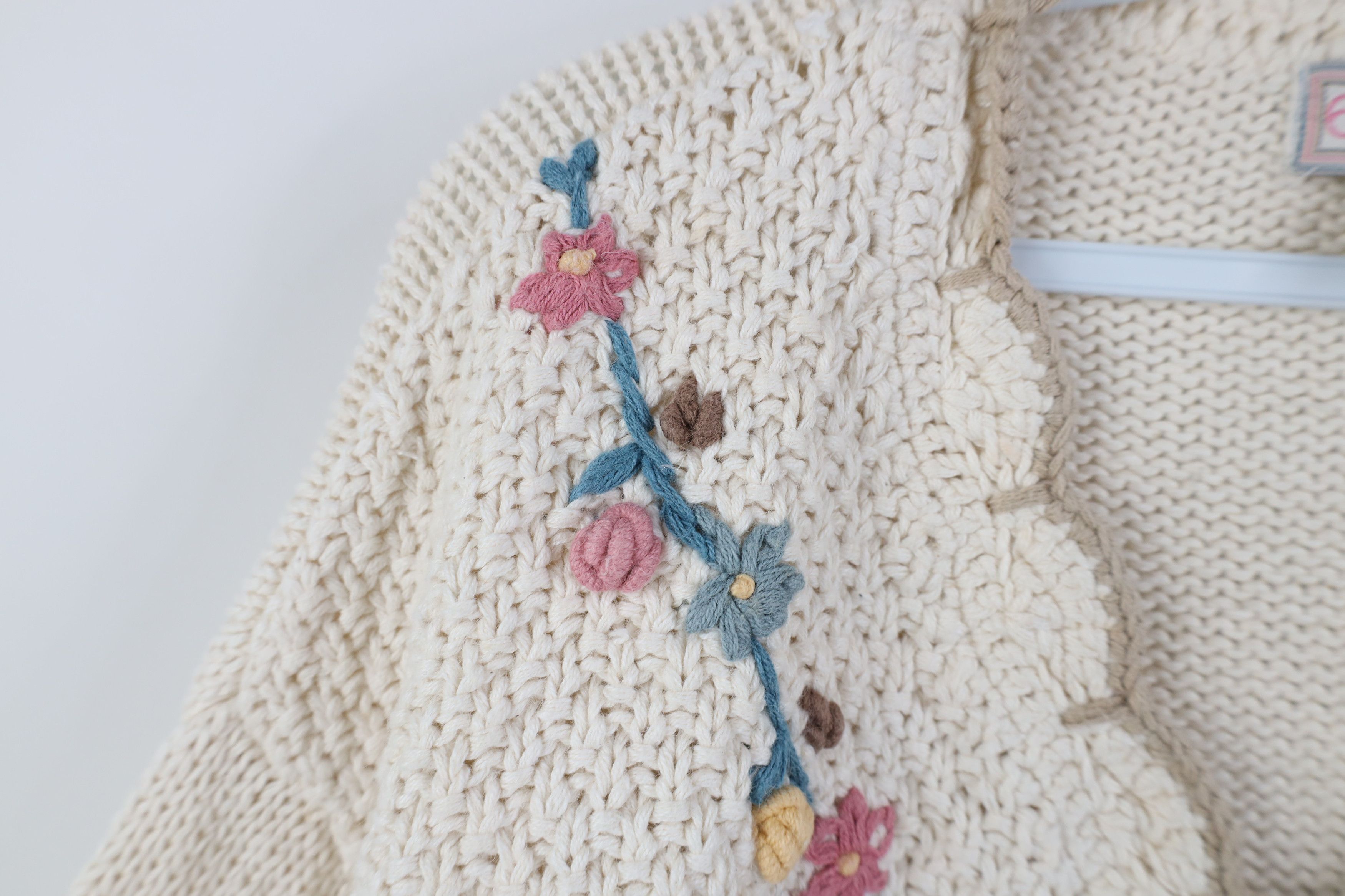 Vintage Vintage 90s Country Primitive Flower Knit Sweater Cream Size L / US 10 / IT 46 - 6 Thumbnail